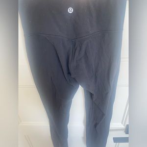 LULU LEMON- Wunder train capri leggings